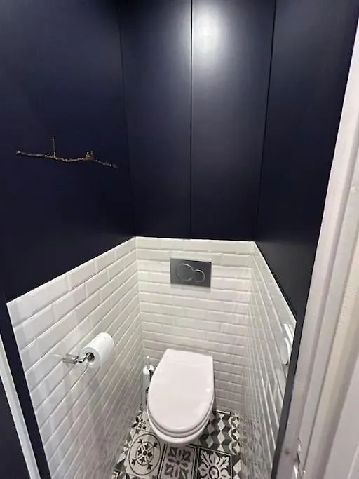 One Bedroom Apartment Batignolles 파리 프랑스